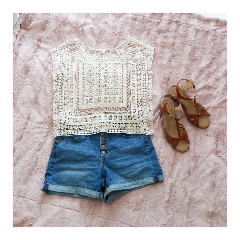 Off White Cotton Floral Irish Lace Crochet Top S